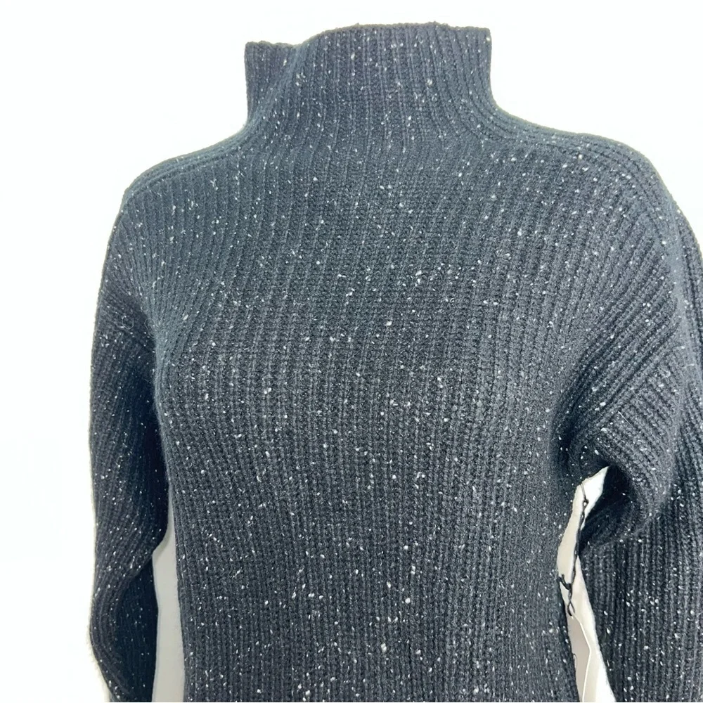 Ann Taylor 100% Cashmere Black Turtleneck Sweater with Speckles Women’s Size XS